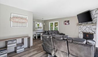 554 Longview Dr, Antioch, IL 60002