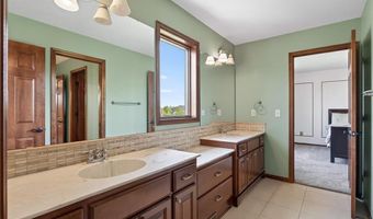 16191 Crane St NW, Andover, MN 55304