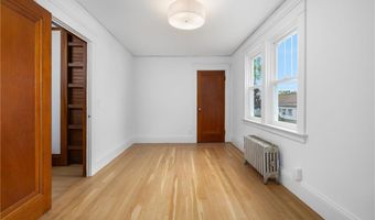 26 Welfare Ave, Cranston, RI 02910