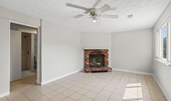 8336 CLAREMONT WOODS Dr, Alexandria, VA 22309