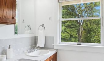 14 WILLIAMS St, Rockville, MD 20850