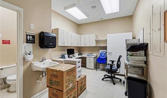208 W Salisbury St, Asheboro, NC 27203