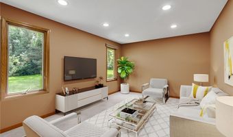 25 Fifth Ave, Amherst, NY 14221