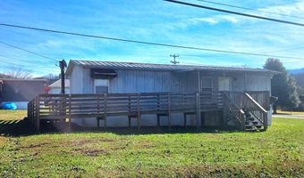 159 Connaheta Ave, Andrews, NC 28901