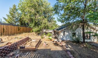 612 LOVERS Ln, Aztec, NM 87410