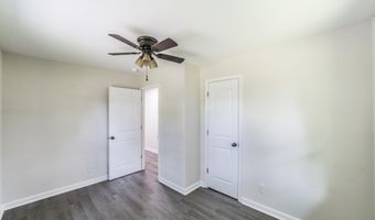 26220 Children Ln, Athens, AL 35613