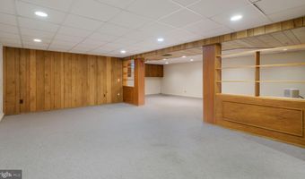 1810 HEMLOCK Cir, Abington, PA 19001