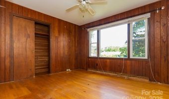 5 Fernlawn Rd, Asheville, NC 28805
