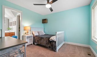 405 Riverside Cir, Anoka, MN 55303