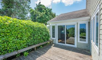 93 Harris Meadow Ln, Barnstable, MA 02630