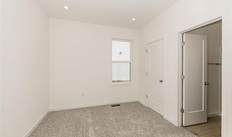 6804 Snowy Owl Ln, Affton, MO 63123