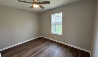 450 Trinton Cir, Bedford, IN 47421