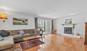 2050 Chalmers Dr, Ann Arbor, MI 48104