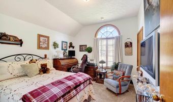 834 Deerfield Rd, Anderson, IN 46012