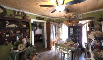 48 Fisher St, Andrews, NC 28901