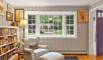 5 Myrtle Dr, Acton, MA 01720