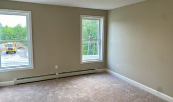 49 Woodbrey Ln, Standish, ME 04084