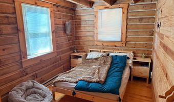 3210 CEDAR GAP Ln, Birdseye, IN 47513