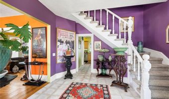 48 Wollaston St, Cranston, RI 02910
