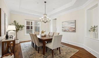 7106 EXETER Rd, Bethesda, MD 20814