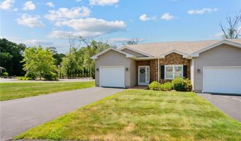 41 Breakneck Hill Rd 26, Lincoln, RI 02865
