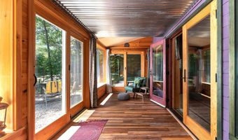 18 Spring Rd, Albany, NH 03818
