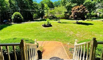 110 Saxon Woods Dr, Athens, GA 30607