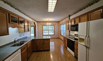 16427 Farm Road 2007, Aurora, MO 65605