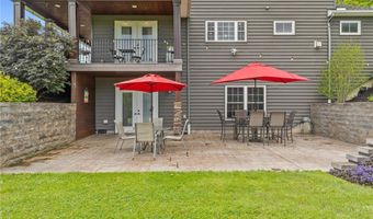 13 Colony Ct, Alexander, NY 14011