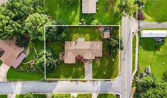 202 Big Tree Dr, Bentonville, AR 72712