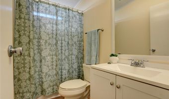 530 Akee Dr, Barefoot Bay, FL 32976