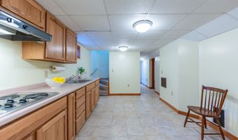 16 Gooseneck Hill Rd, Canterbury, CT 06331