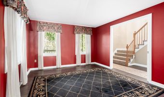 129 Cambridge Rd, Bedford, NH 03110