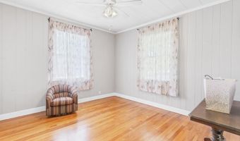 215 E Pine St, Atmore, AL 36502