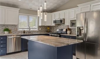 234 3rd Ave, Cranston, RI 02910
