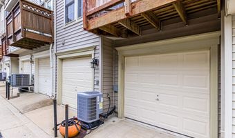 953 HARRISON Cir, Alexandria, VA 22304