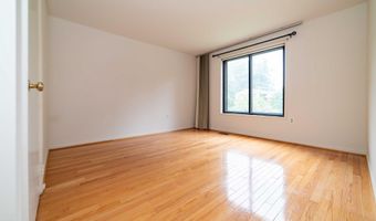 7814 WENDY RIDGE Ln, Annandale, VA 22003