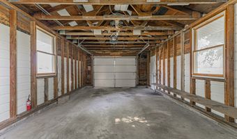 102 S Oak St, Arrowsmith, IL 61722