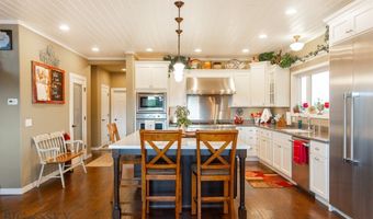 46 Rapelje Rd, Big Timber, MT 59011