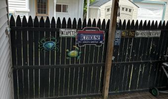 293 Grove St, Bangor, ME 04401