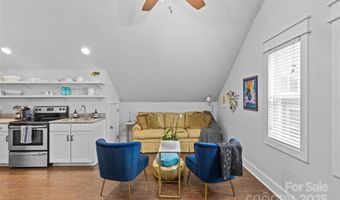 2617 Bay St, Charlotte, NC 28205