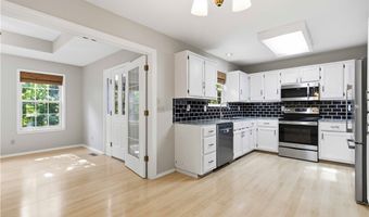 10 Wimborne Ln, Bella Vista, AR 72715