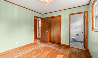 9 Pine Acres Rd, Allenstown, NH 03275