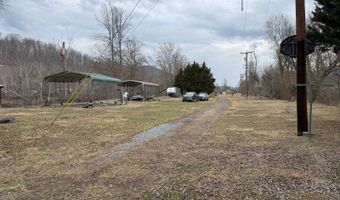 988 S Emerald Isle, Alderson, WV 24910