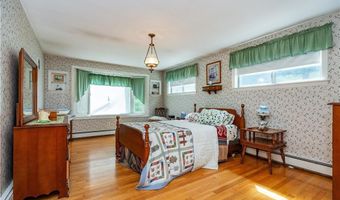 1904 Old Louisquisset Pike, Lincoln, RI 02865