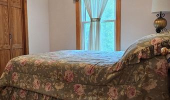 13 N Shore Dr, Barnstead, NH 03225