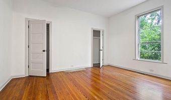 135 Holmes St, Barnesville, GA 30204