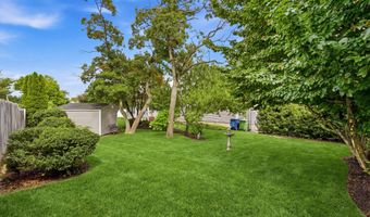 1432 Mizzen Ave, Beachwood, NJ 08722