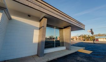 85 NE Main St, Baxley, GA 31513