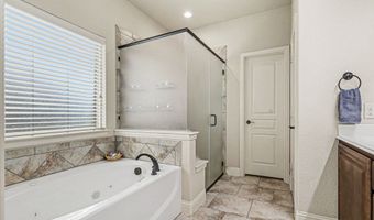 828 Sunflower Ct, Aledo, TX 76008